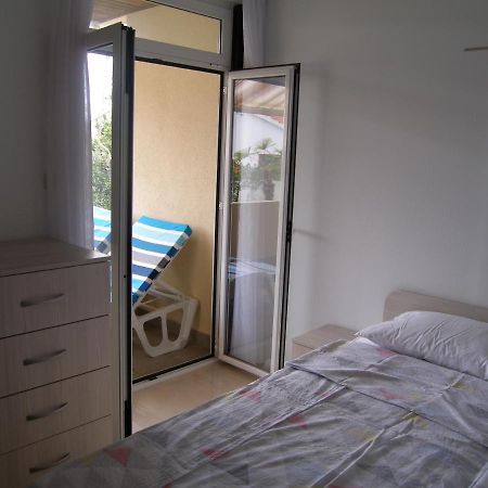 Apartmani Matela Petrcane Bagian luar foto
