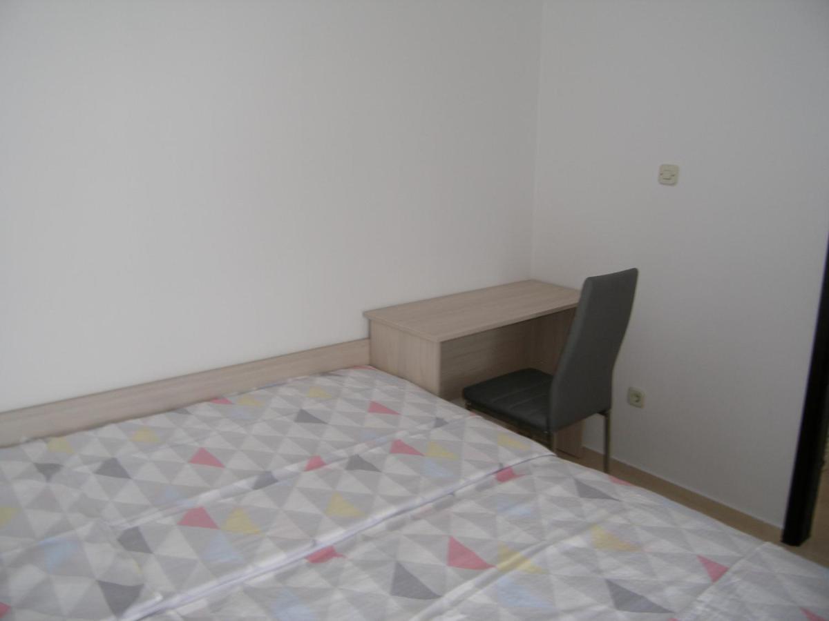 Apartmani Matela Petrcane Bagian luar foto